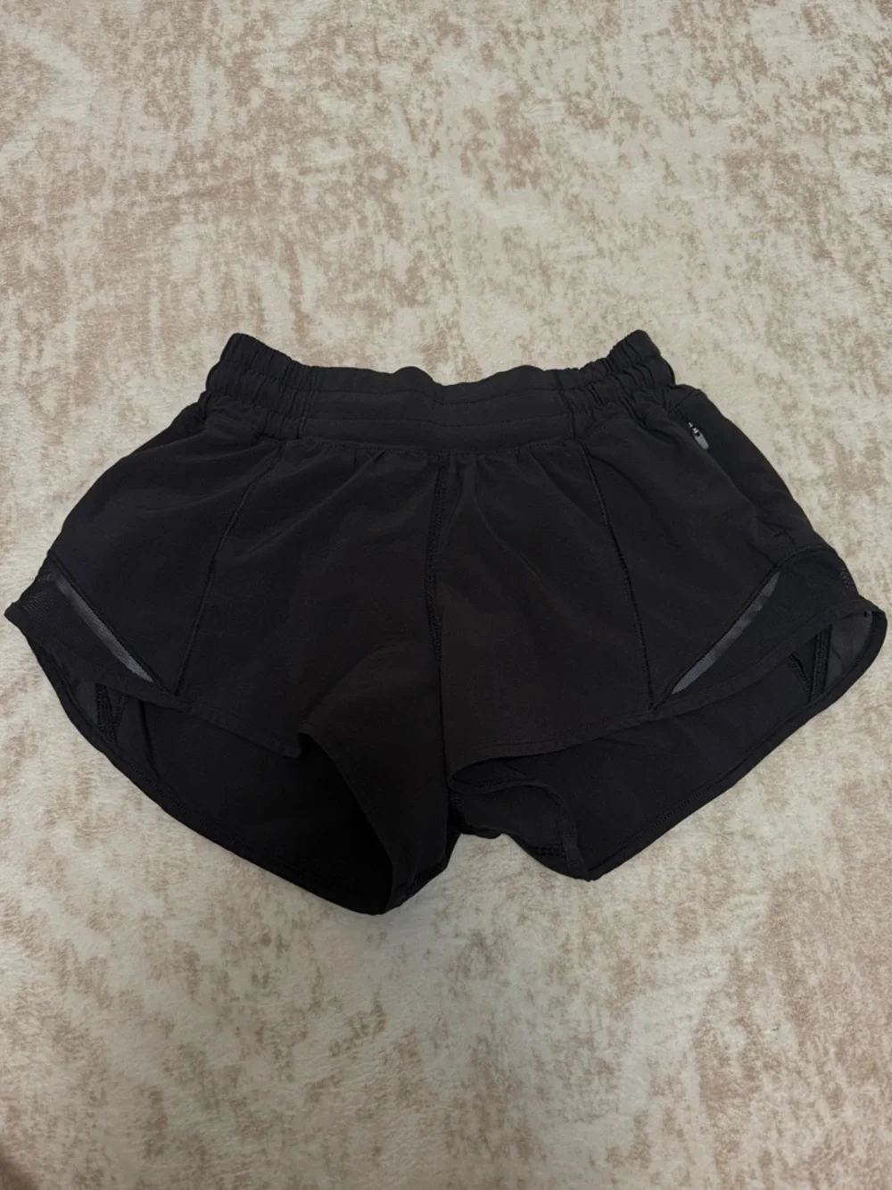 Lululemon Hotty Hot Shorts Low Rise 2.5” Black Size 2
